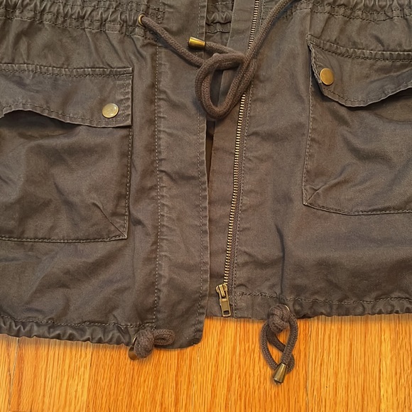 Women's Forever21 Olive Gray-esque Utility Style Lightweight Jacket with Hood - Picture 12 of 14